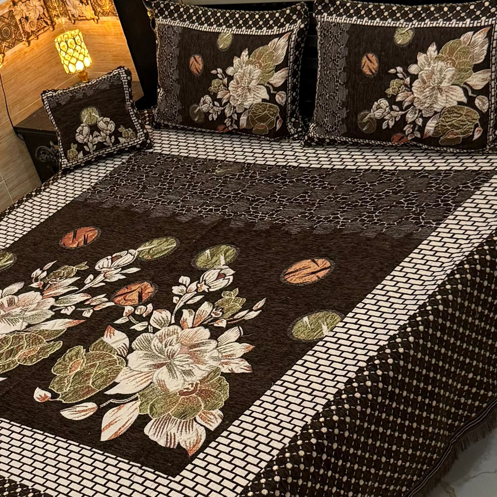 4Pc Velvet Jaquard Bedsheet