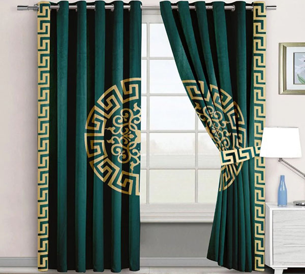 Luxury Velvet Splendid Curtains